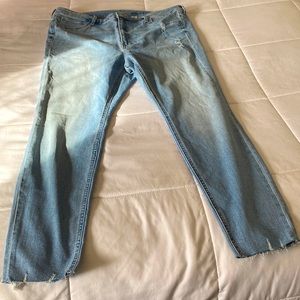 H&M light blue curvy jeggings. size 18